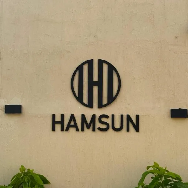 Hamsun Shahrah-e-Faisal Extension – hotel w mieście Karaczi