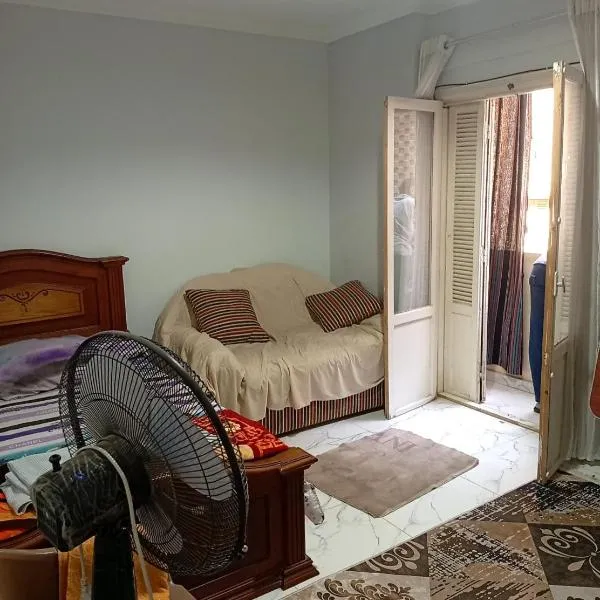 شقة سوبر لوكس ثلاث غرف بعين شمس الشرقية, hotel sa Cairo