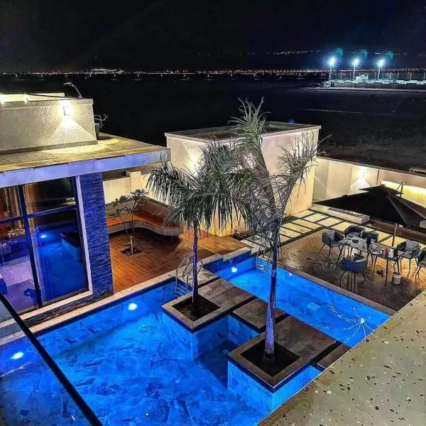 The W Luxury Chalet, hotel a Salalah