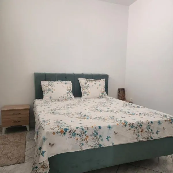 Location saisonnière entre mer, forêt et calme, hotel din Raʼs al Jabal