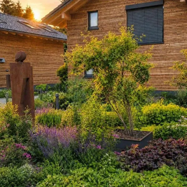 Allgäuer Bergwald Chalets by Romantik - Partner von Oberstaufen PLUS GOLF, hotel en Oberstaufen