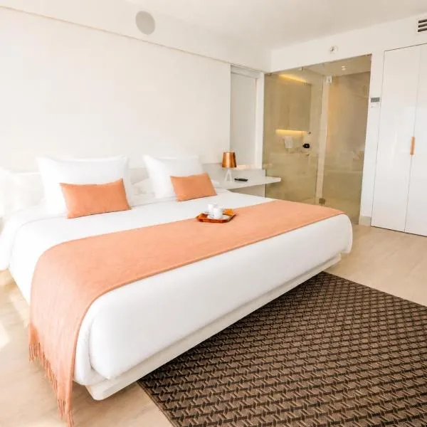 45 by Director, Hotel in Santiago