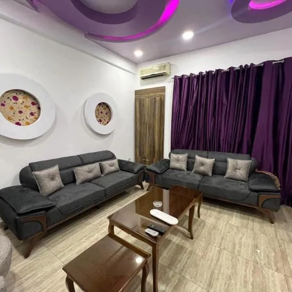 بيت العز, hotel sa Bindār ash Sharqīyah