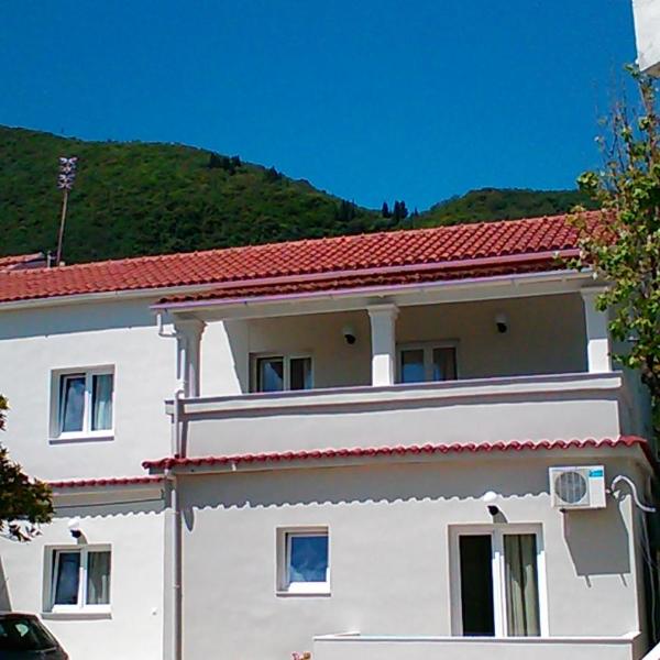 Gorgona apartments & studios