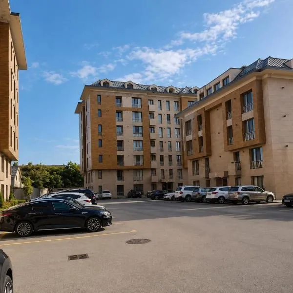 Luxury Airport Residence, hotel di Baku
