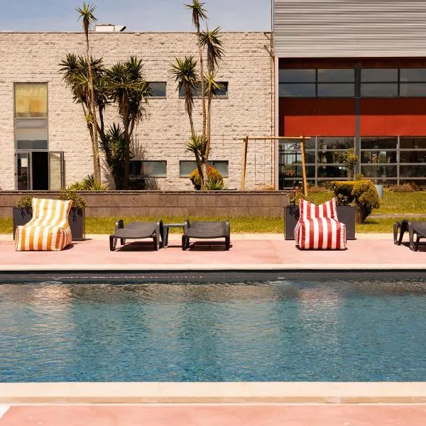Hotel Colombo, hotel di Vila do Porto