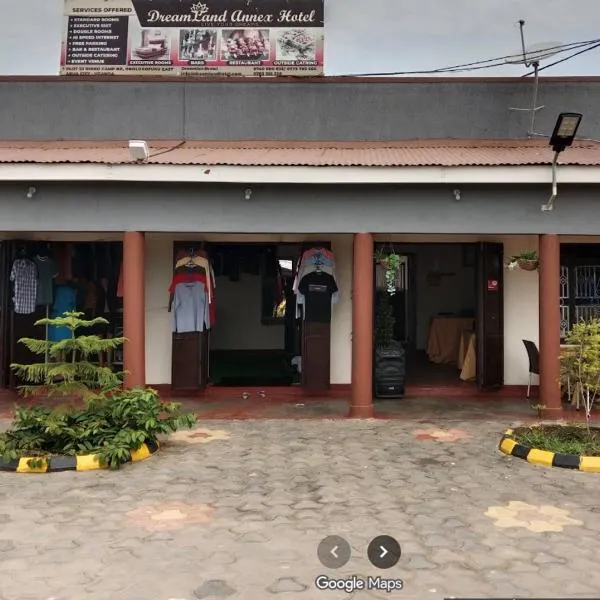 Dreamland Anex Hotel branch - Airport road, ξενοδοχείο σε Arua