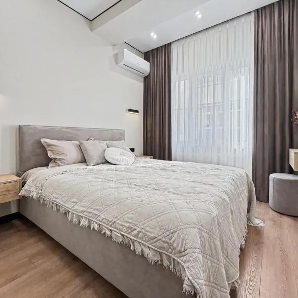 Rent&live beautiful apartment, хотел в Кишинев