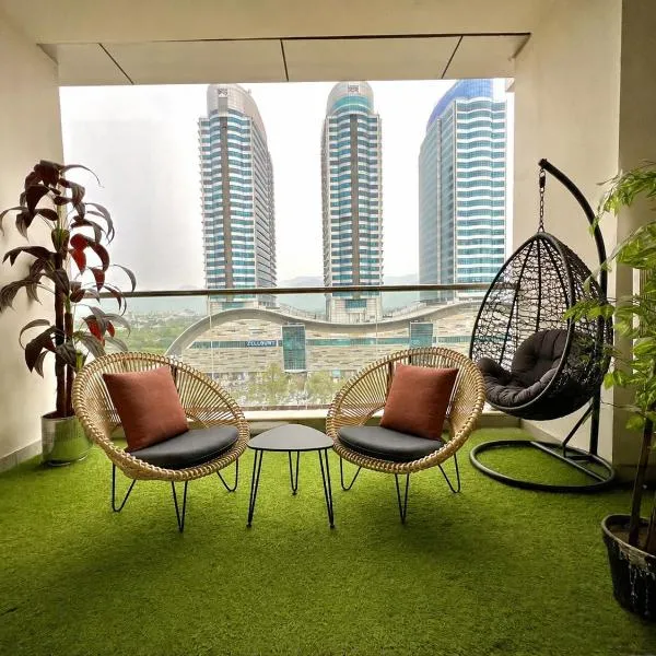 ELYSIUM TOWER Luxury Hotel Apartments Facing Centaurus Mall Islamabad,位于伊斯兰堡的酒店