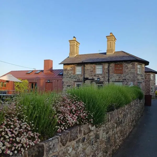 Ty'n Llan- tafarn gymunedol- community pub, hotel em Llandwrog