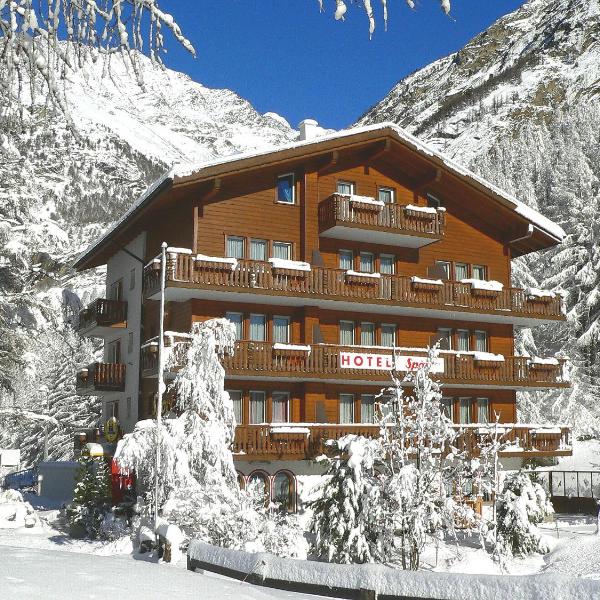 Ski-In/Ski-Out Hotel Sport