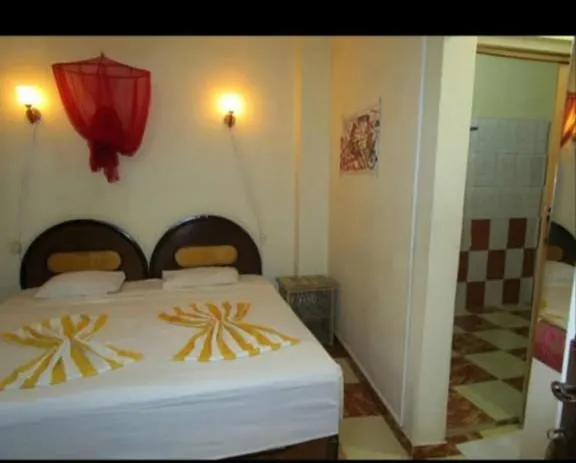 Family House, hotel di Luxor