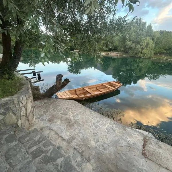 Villa Elaris, hotel em Bihać