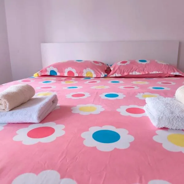 A Cozy Home, хотел в Цетине