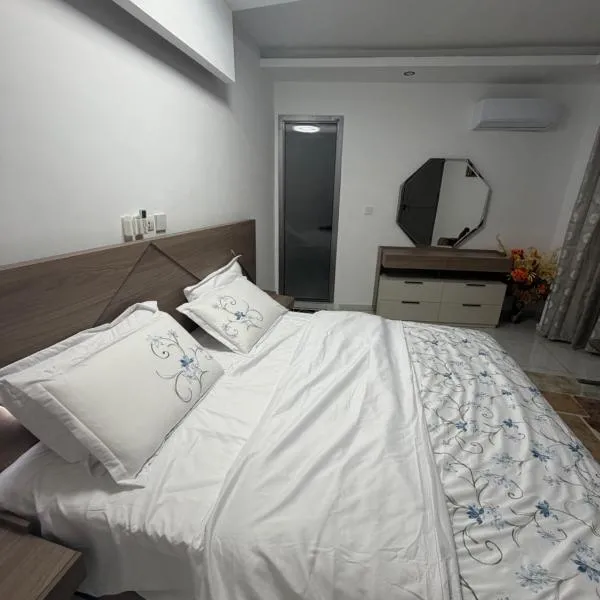 Résidence sauver, hotel en Abiyán
