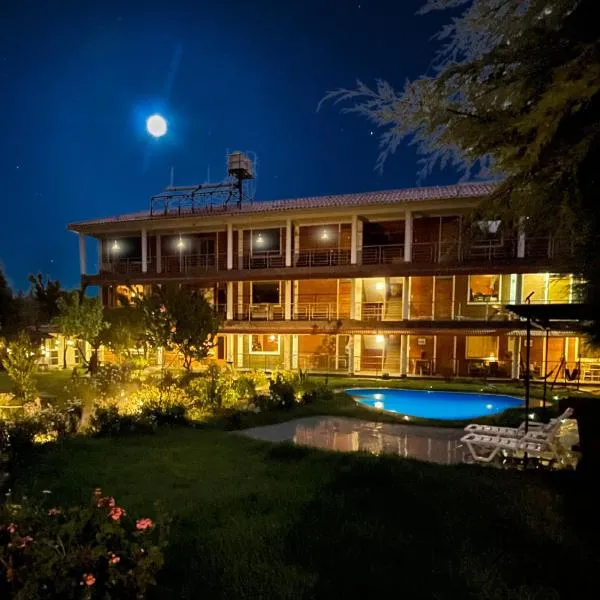 Runaway Hotel, hotell i Carhuaz