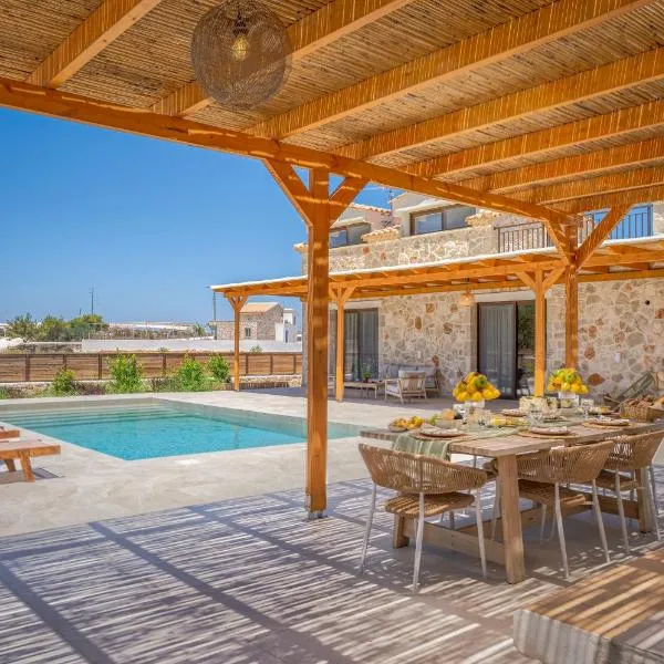 Alestone Villa by the sea، فندق في فاسيليكوس