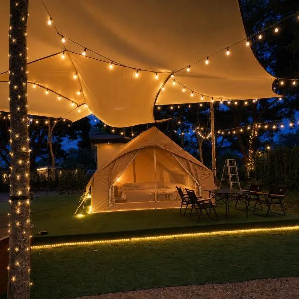 Riverside Glamping Resort Kanchanaburi，位于北碧的酒店