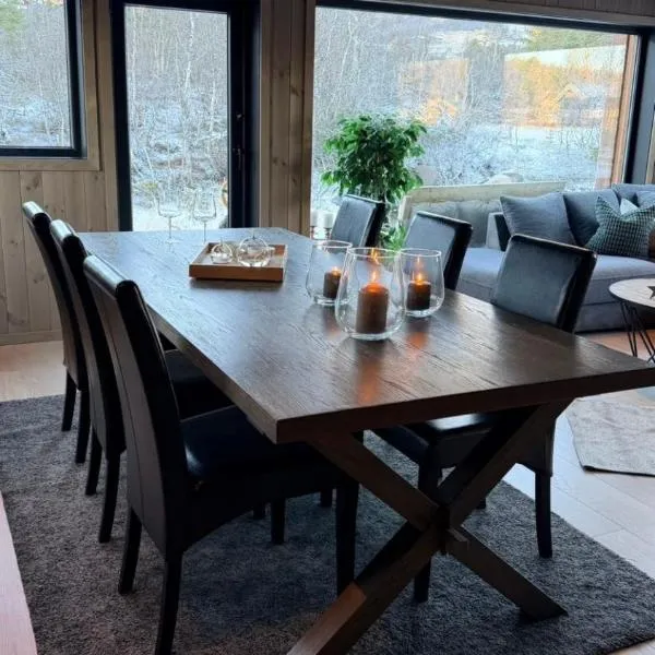 New cozy mountain cabin at Hovden Ski-in Ski-out, Hotel in Bykle