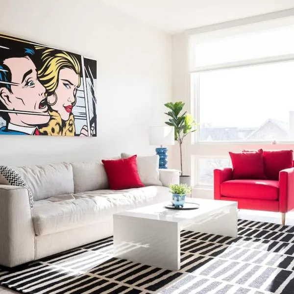 Art-Inspired Loft with Mountain View - Zuni Lofts, hotelli kohteessa Denver
