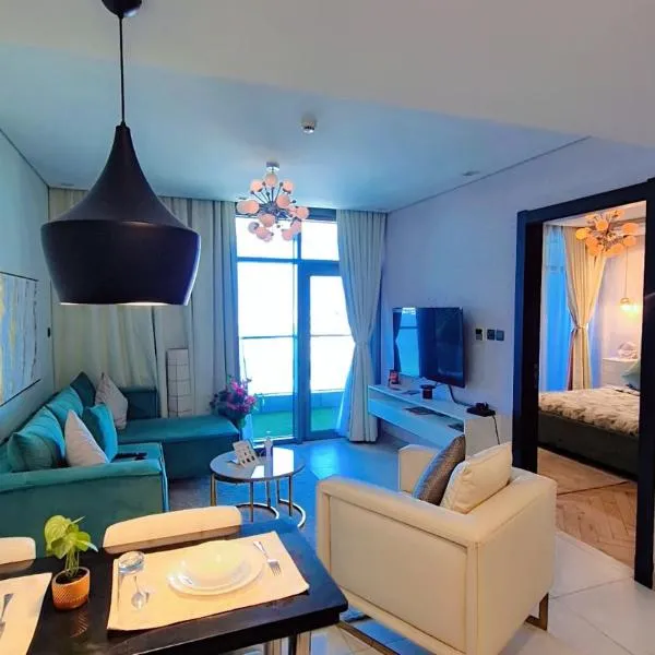 Luxury Romantic Sea View Apartment-ERAإقامة هادئة إطلالة بحرية موقع استثنائي- Manama, hotell sihtkohas Manama