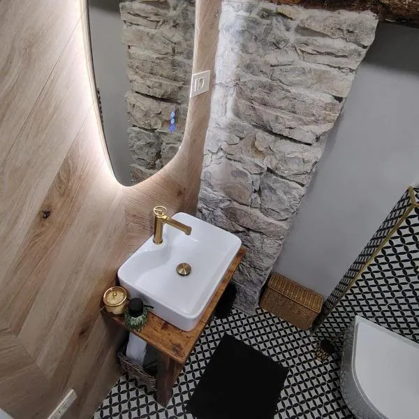 VODIČARJEVA HiŠiCA, hotel en Grgar