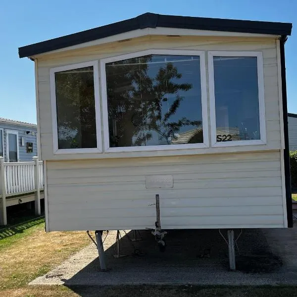22 seabreeze holiday park, hotel in Hemsby