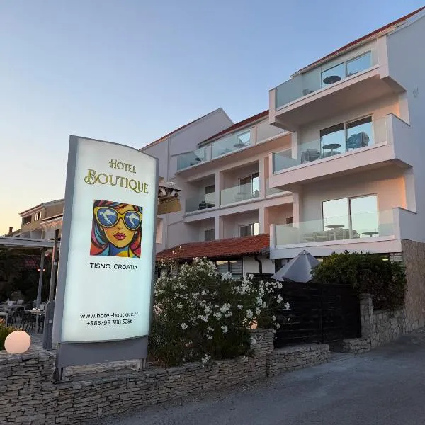 Hotel BOUTIQUE, hotel in Tisno