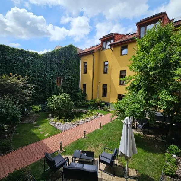 Penzión Hradbová Old Town Residence & SPA, hotel di Kosice