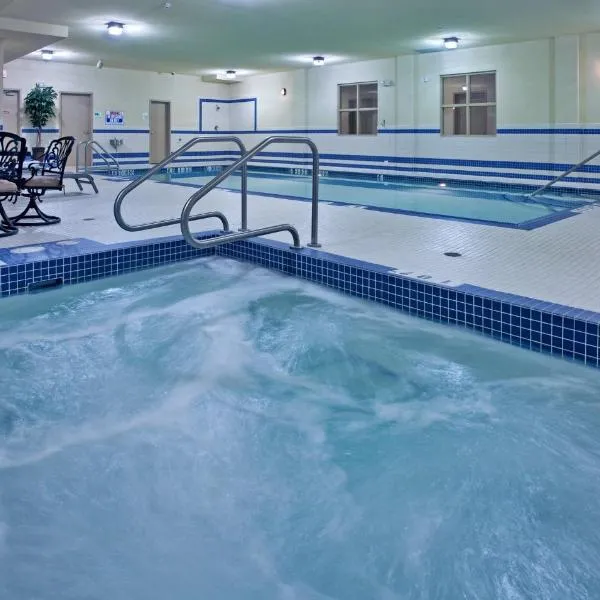 Holiday Inn Hotel and Suites-Kamloops by IHG, hotell sihtkohas Kamloops