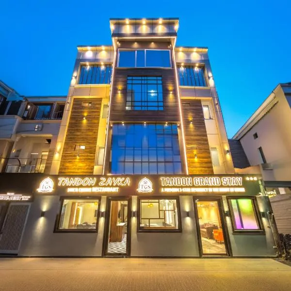 Tripli Hotels Tandon Grand Stay, hotel sa Varanasi