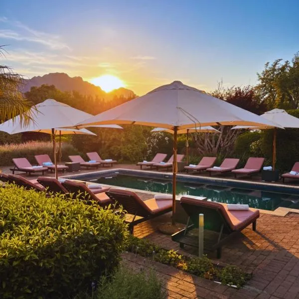 Plumwood Boutique Hotel by The Living Journey Collection, hotell sihtkohas Franschhoek