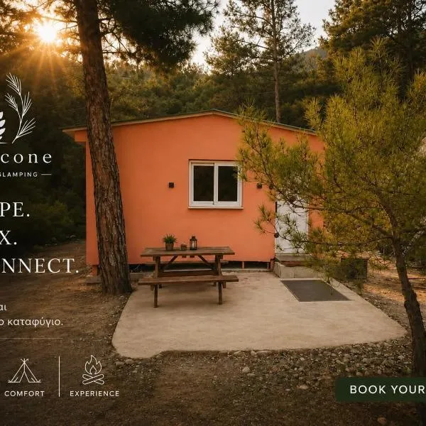 Pinecone Luxury Glamping, hotel u gradu 'Louvaras'