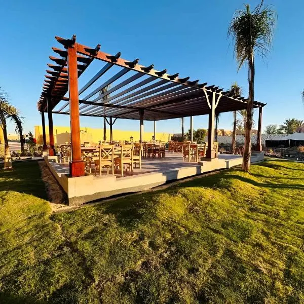Azad Siwa Hotel، فندق في سيوة