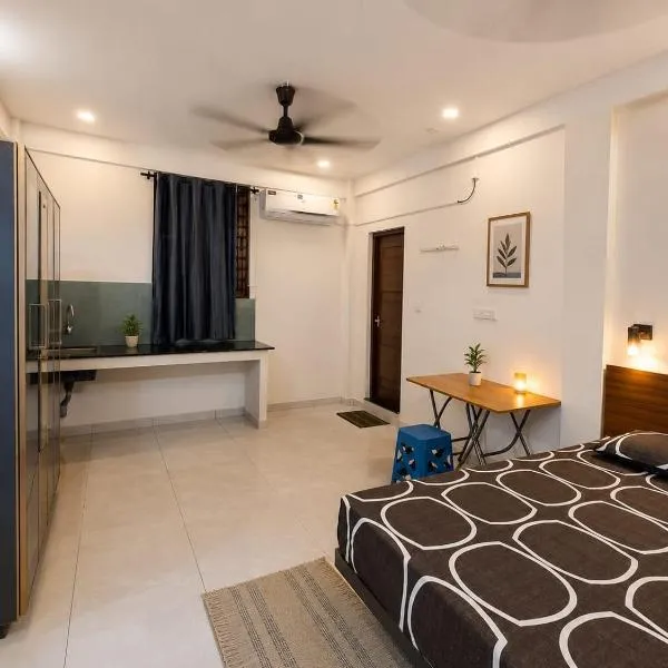 K K Residency, hotel em Alwaye