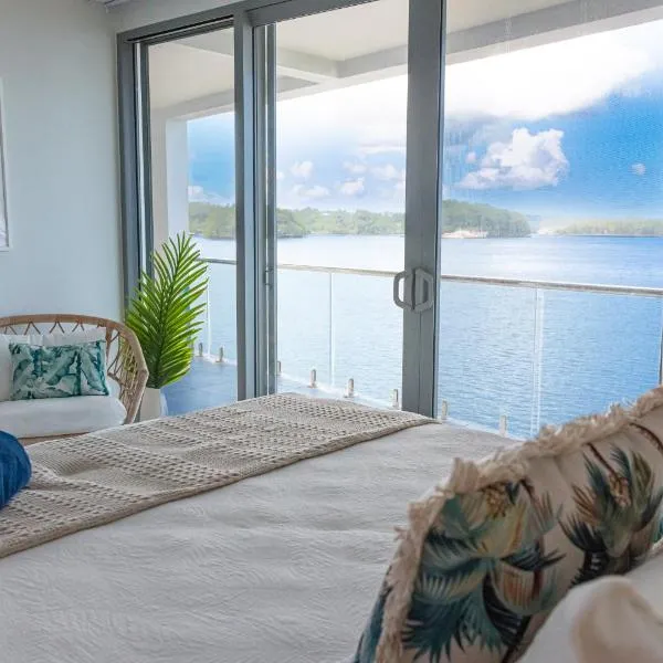 305 - Suva City Views Oceanfront Large Balcony, hotel u gradu Suva