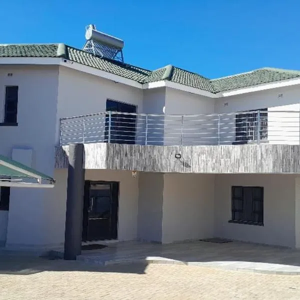 Brooke Paradise, Hotel in Bulawayo