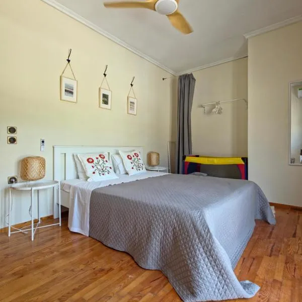 Cozy 3 Bedroom Apt, hotelli kohteessa Kerkíni