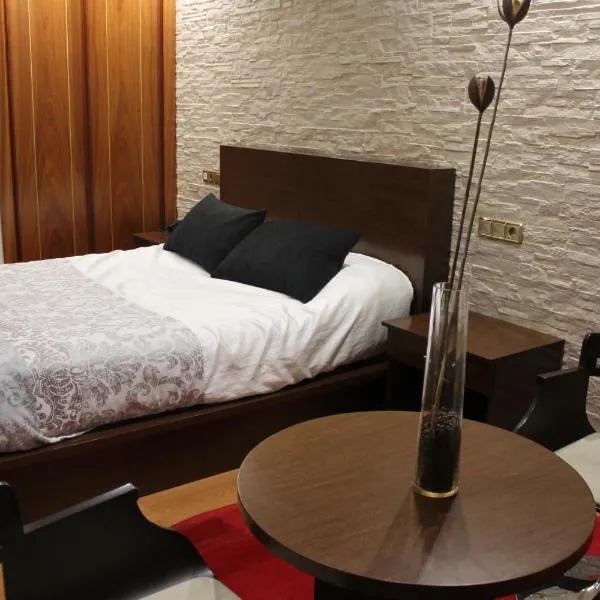 Hotel El Castillo, viešbutis mieste Ponferada