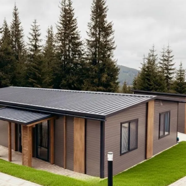 Nivalis Resort and SPA, Private Mountain Chalets with Selected Private Outdoor Hot Tubs, BBQ Area, hotel i Muntele Băişorii
