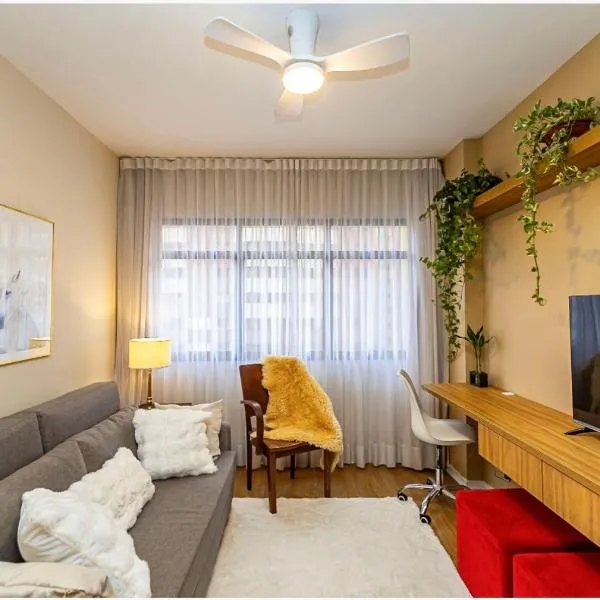 Curitiba में, होटल Comfortable apartment in the best of Soho Batel, with garage