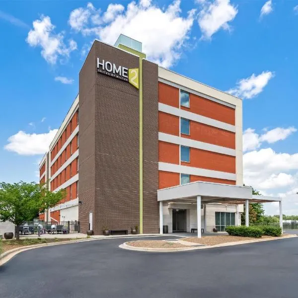 Home2 Suites by Hilton Charlotte Airport, hotel v destinaci Charlotte