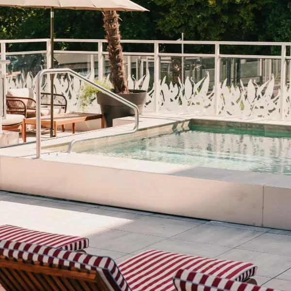 Le Riviera - Hôtel Restaurant & Spa - Ex Golden Tulip Aix les bains, ξενοδοχείο σε Aix-les-Bains