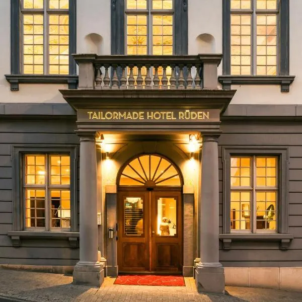 Tailormade Hotel RÜDEN Schaffhausen – hotel w mieście Szafuza