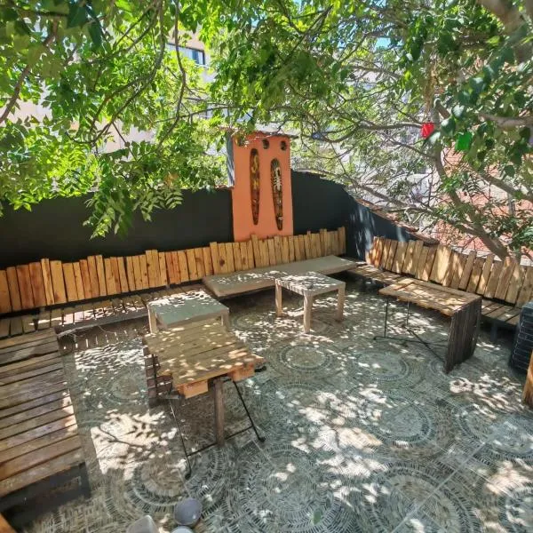 Shantihome, hotell i Izmir