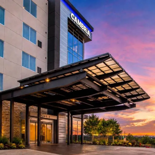Cambria Hotel Austin Uptown near the Domain，位于奥斯汀的酒店