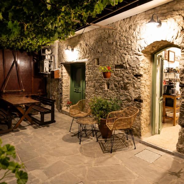 En Sylikion cottage, Silikou