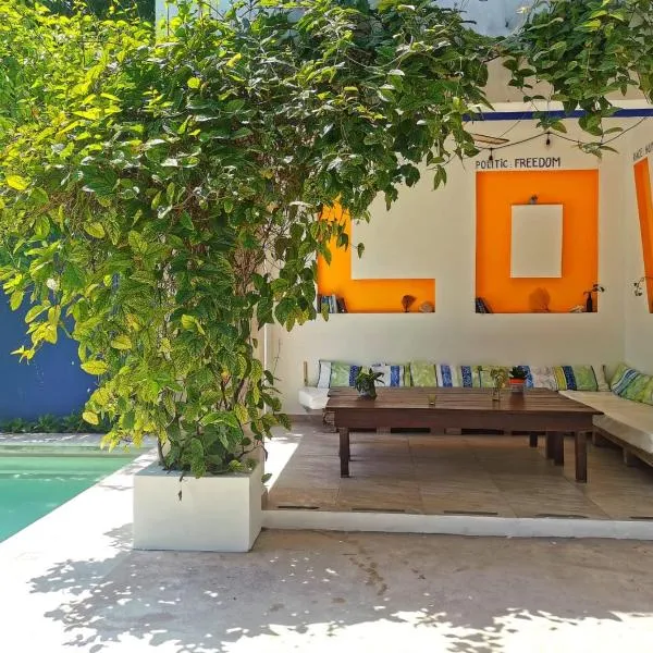 Hostel Humanity - Puerto Morelos, hotel i Puerto Morelos