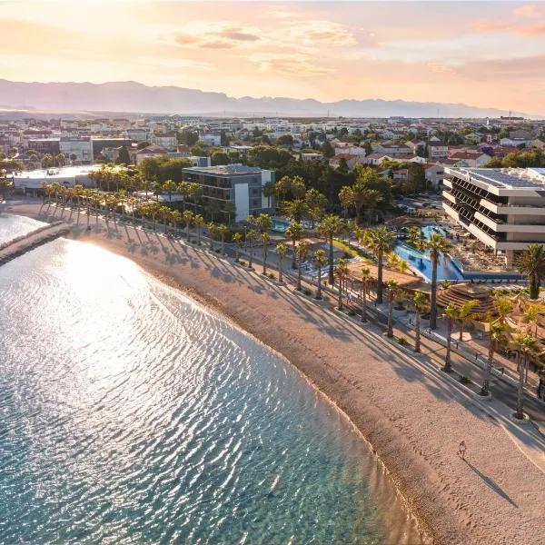 Liberty S Hotel، فندق في نوفاليا