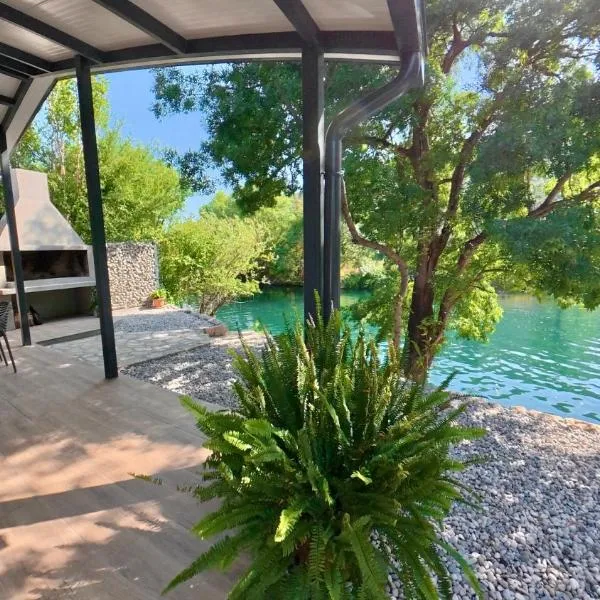 Trebizat Riverside Home, viešbutis mieste Trebižat